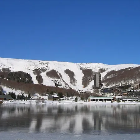 Les Gentianes N°8 - En Centre De Station. Vue Sur Les Pistes. * 베세-에-생타나스타시